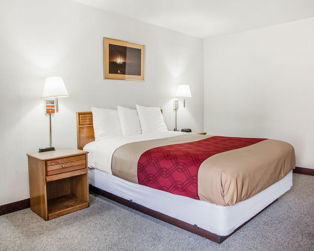 Red Roof Inn Stroudsburg Zewnętrze zdjęcie